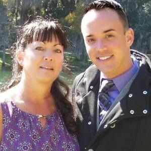 Meet your Posher, Debbie